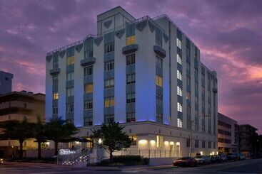 هتل Hilton Garden Inn Miami South Beach
