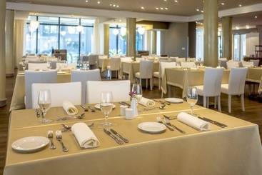 Palmon Bay Hotel & Spa