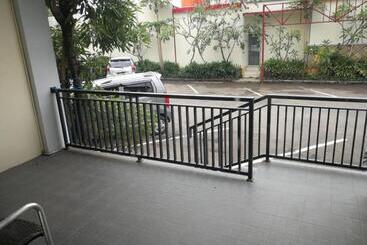 Parkside Mandarin Hotel Pekalongan