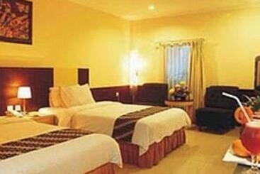 Parkside Mandarin Hotel Pekalongan