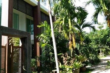 هتل Sairee Hut Resort Koh Tao