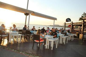 هتل Side Beach Club