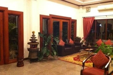 هتل Vayakorn Inn