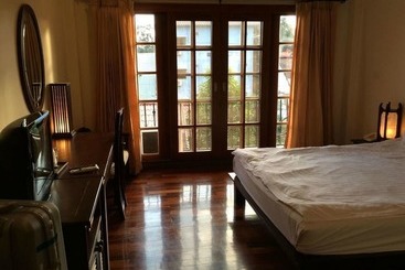 هتل Vayakorn Inn