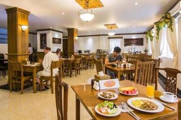 هتل Winner Inn