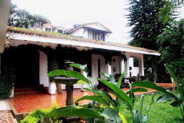 La Pinta Boogaloo Hostel