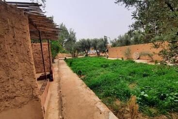 فندق صغير Gite Boukhalfa