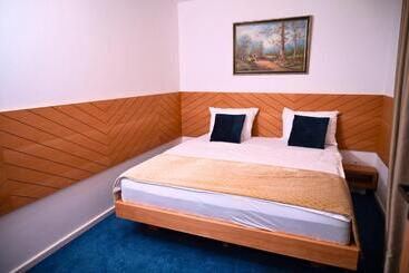 هتل Borovi Forest Resort & Spa