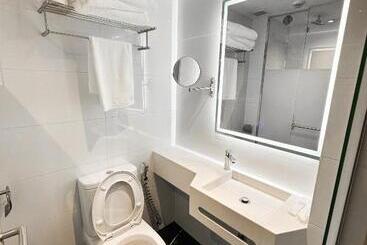 D Nova Hotel Bugis