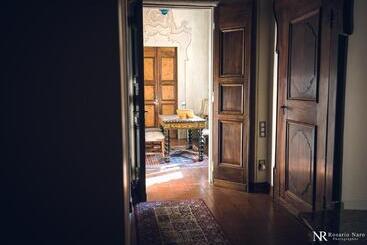 تختخواب و صبحانه Villa Ghiringhelli