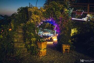 تختخواب و صبحانه Villa Ghiringhelli