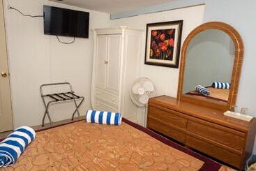 تختخواب و صبحانه Comfy Sleep With Breakfast