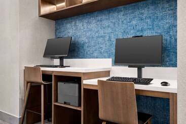 هتل Hawthorn Extended Stay By Wyndham Del Rio