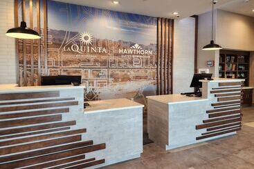 هتل La Quinta Inn & Suites By Wyndham Del Rio