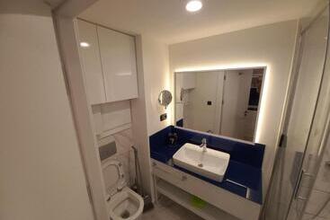 هتل Orbi City Apartments