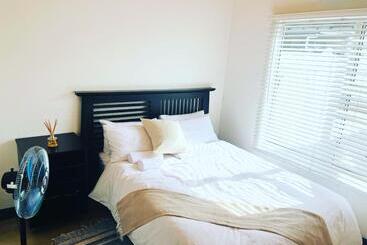 پانسیون Cozy Corner Guesthouse