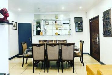 پانسیون Cozy Corner Guesthouse