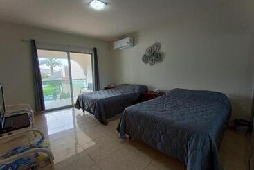 استراحتگاه Finca Luz Del Mar