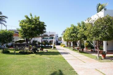استراحتگاه Finca Luz Del Mar