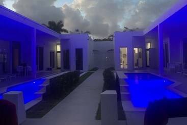 پانسیون Men Only Clothing Option Guesthouse Near Wilton Manors