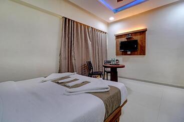 هتل Sun Inn Residency Rabale