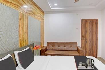 هتل Capital O Vihari Grand Inn