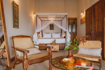 هتل D  Art Villa Retreat And Spa