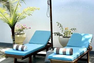 هتل D  Art Villa Retreat And Spa