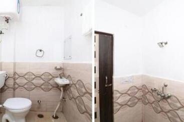 هتل Ganga Guest House By Wb Inn