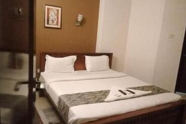 בית מלון כפרי Le Grace Annasalai
