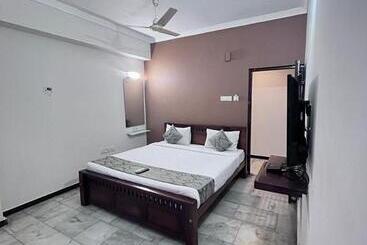 בית מלון כפרי Le Grace Annasalai