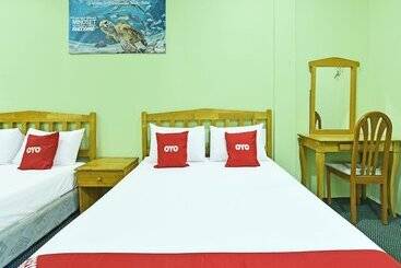 هتل Oyo 90672 De Paradise Turtle
