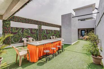 هتل Oyo Flagship 70230 Homely Stay