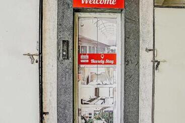 هتل Oyo Flagship 70230 Homely Stay