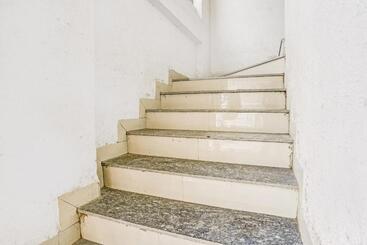 هتل Oyo Flagship 70230 Homely Stay