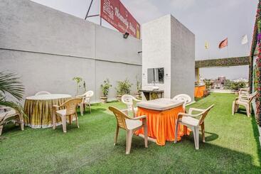 هتل Oyo Flagship 70230 Homely Stay