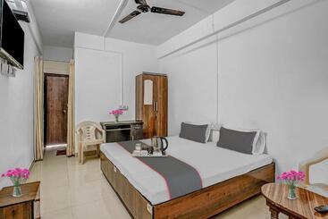 هتل Oyo Flagship 70230 Homely Stay
