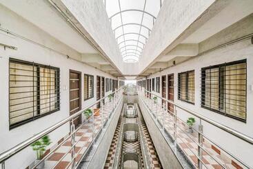 هتل Oyo Flagship 70230 Homely Stay