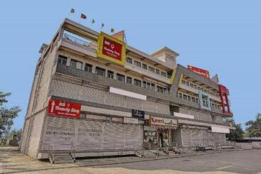هتل Oyo Flagship 70230 Homely Stay