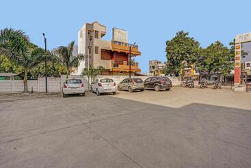 هتل Oyo Flagship 70230 Homely Stay