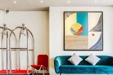 هتل Surestay Studio By Best Western Clarkview, Angeles City