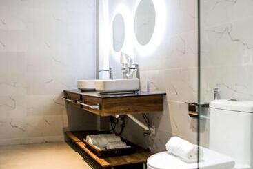 هتل Surestay Studio By Best Western Clarkview, Angeles City