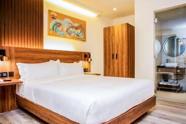 هتل Surestay Studio By Best Western Clarkview, Angeles City