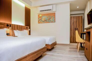 هتل Surestay Studio By Best Western Clarkview, Angeles City