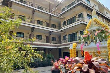 Laph Kham House