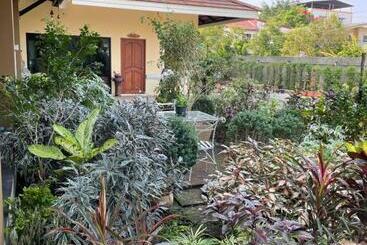 Laph Kham House