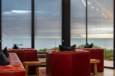 پانسیون Boutique Ocean Views   Incorporating Wendy S