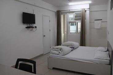 پانسیون Faculty House  Cosy Lounge Near Expo Mart