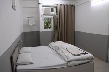 پانسیون Faculty House Cosy Lounge Near Expo Mart