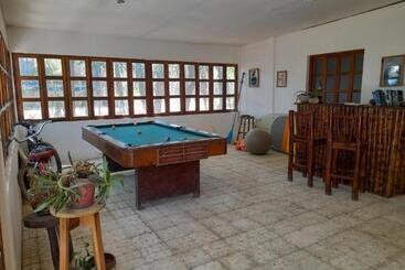 پانسیون Popoyo Surfcamp